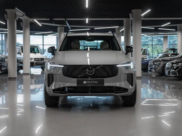 Volvo XC90 II Рестайлинг 2 с пробегом 2025 года, цена 10 000 000 рублей, 42 км, внедорожник, Автокод Объявления