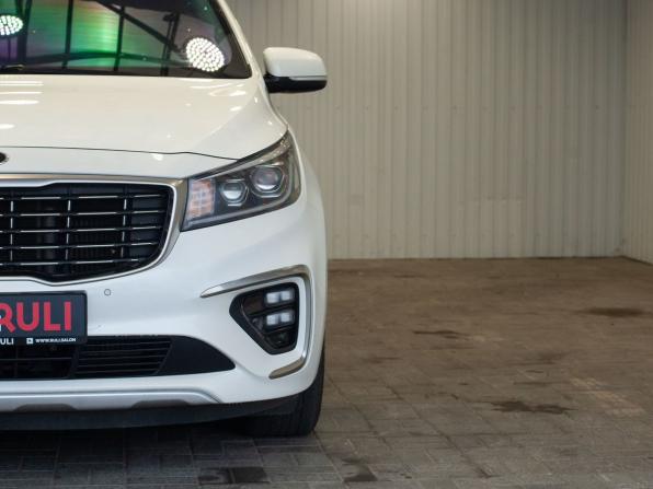 Kia Carnival III с пробегом 2020 года, цена 3 300 000 рублей, 109030 км, минивэн, Автокод Объявления