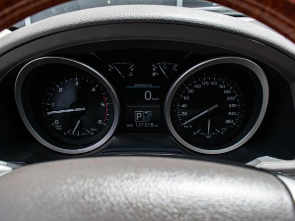 Toyota Land Cruiser 200 Series Рестайлинг 1 с пробегом 2015 года, цена 5 645 000 рублей, 121218 км, внедорожник, Автокод Объявления