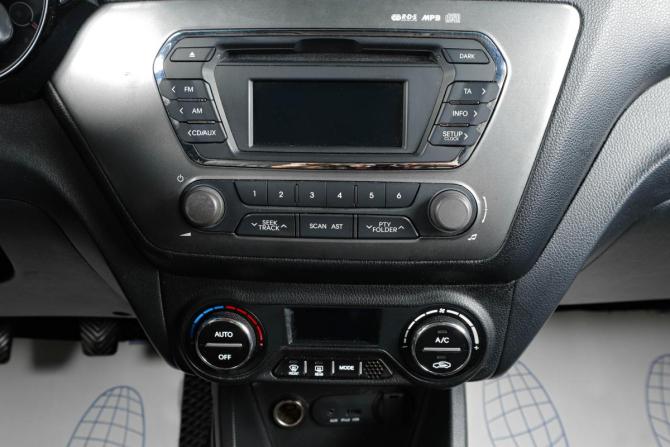 Kia Rio III с пробегом 2012 года, цена 759 000 рублей, 198000 км, седан, Автокод Объявления