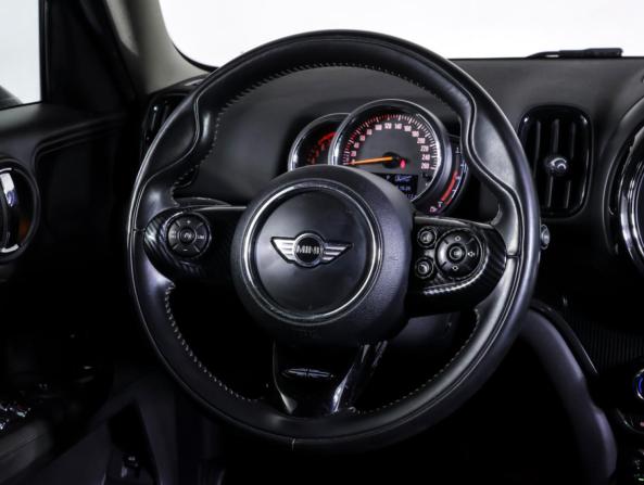 Mini Countryman II с пробегом 2018 года, цена 1 964 000 рублей, 123242 км, внедорожник, Автокод Объявления