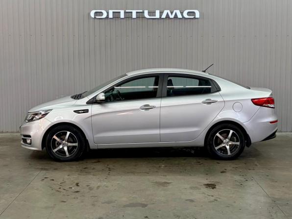 Kia Rio III Рестайлинг с пробегом 2016 года, цена 1 087 000 рублей, 98300 км, седан, Автокод Объявления