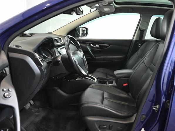 Nissan Qashqai II с пробегом 2015 года, цена 1 455 000 рублей, 224354 км, внедорожник, Автокод Объявления