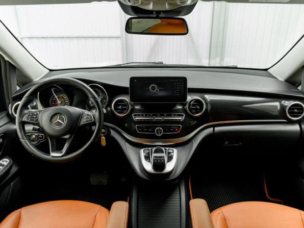 Mercedes-Benz V-Класс III (W447) с пробегом 2018 года, цена 3 070 000 рублей, 155701 км, минивэн, Автокод Объявления