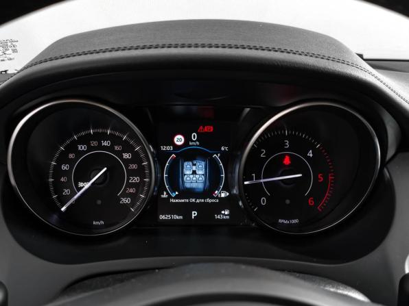 Jaguar E-Pace I с пробегом 2018 года, цена 2 755 000 рублей, 62509 км, внедорожник, Автокод Объявления