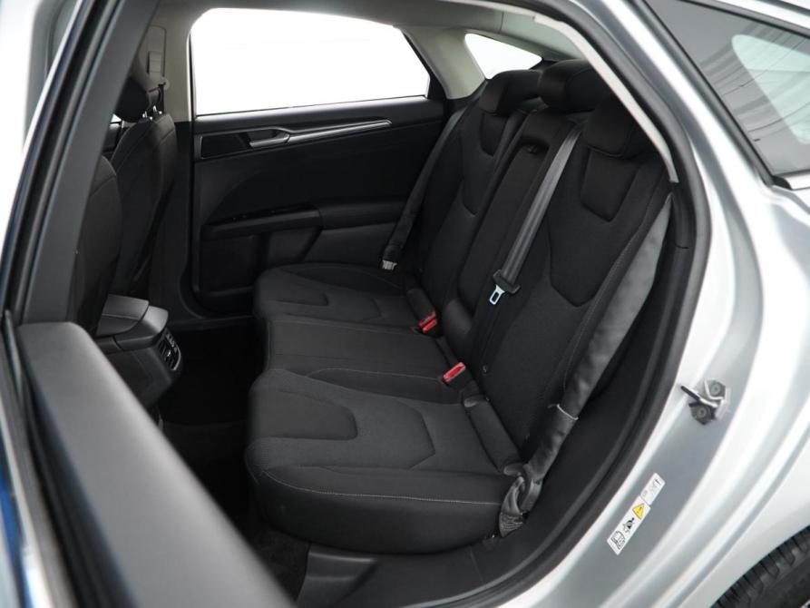 Ford Mondeo V Москва  - изображение 9