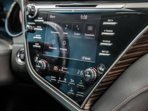 Toyota Camry VIII (XV70) с пробегом 2018 года, цена 2 848 000 рублей, 140000 км, седан, Автокод Объявления