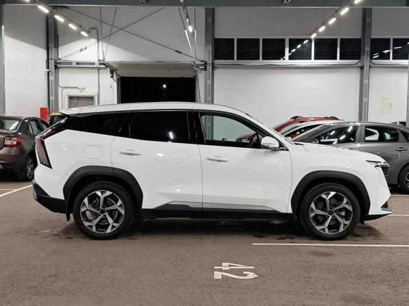 Geely Atlas II с пробегом 2023 года, цена 2 600 000 рублей, 35000 км, внедорожник, Автокод Объявления