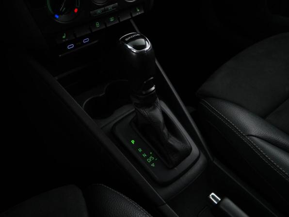 Skoda Rapid II с пробегом 2020 года, цена 1 645 055 рублей, 44987 км, лифтбек, Автокод Объявления