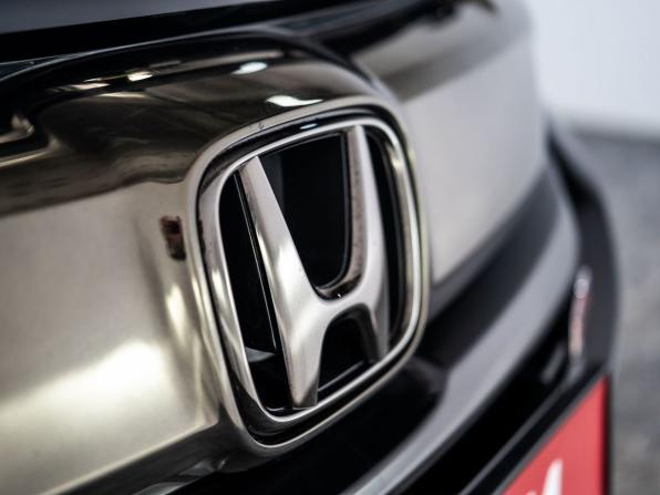 Honda Vezel I Рестайлинг с пробегом 2019 года, цена 1 790 000 рублей, 100647 км, внедорожник, Автокод Объявления