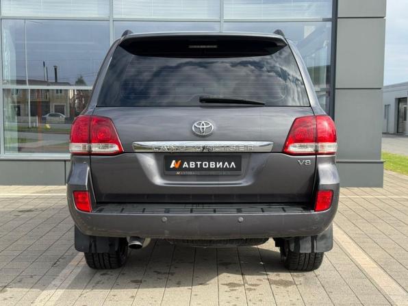 Toyota Land Cruiser 200 Series с пробегом 2011 года, цена 3 650 000 рублей, 268268 км, внедорожник, Автокод Объявления