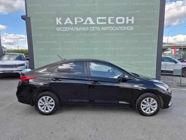 Hyundai Solaris II с пробегом 2018 года, цена 1 349 000 рублей, 88291 км, седан, Автокод Объявления