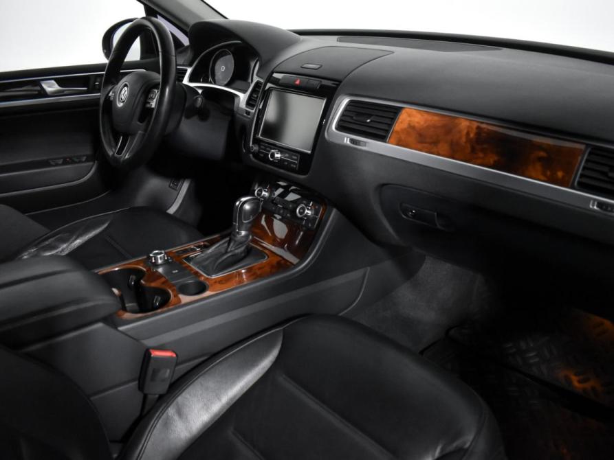 Volkswagen Touareg II Санкт-Петербург  - изображение 13
