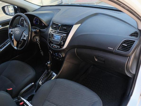 Hyundai Solaris I Рестайлинг с пробегом 2015 года, цена 1 200 000 рублей, 109822 км, седан, Автокод Объявления