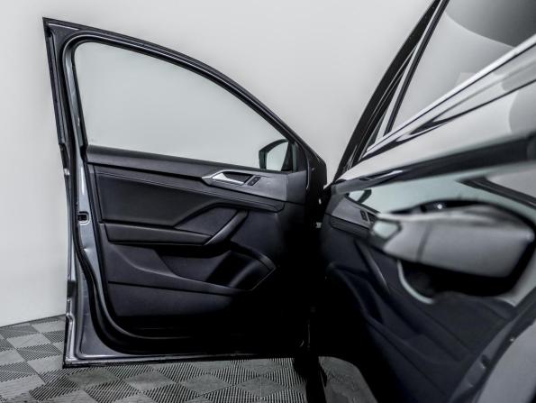 Volkswagen Taos I с пробегом 2021 года, цена 2 300 000 рублей, 75349 км, внедорожник, Автокод Объявления
