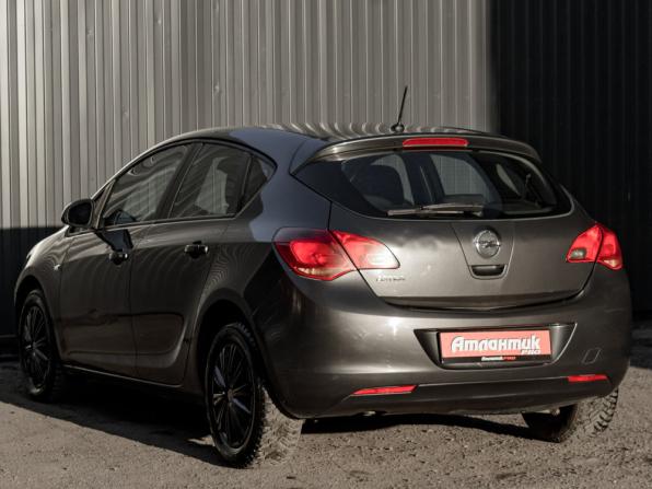 Opel Astra J с пробегом 2010 года, цена 750 000 рублей, 112238 км, хэтчбек, Автокод Объявления