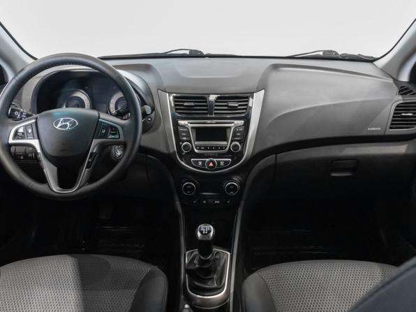 Hyundai Solaris I Рестайлинг с пробегом 2016 года, цена 789 584 рубля, 148680 км, хэтчбек, Автокод Объявления