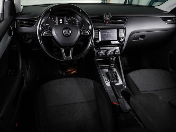 Skoda Octavia III (A7) с пробегом 2016 года, цена 1 319 000 рублей, 246814 км, лифтбек, Автокод Объявления