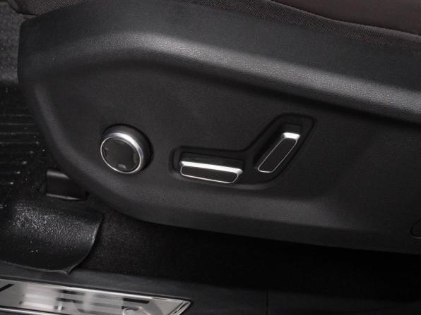 Geely Monjaro I Рестайлинг 2 с пробегом 2026 года, цена 4 466 000 рублей, 60 км, внедорожник, Автокод Объявления