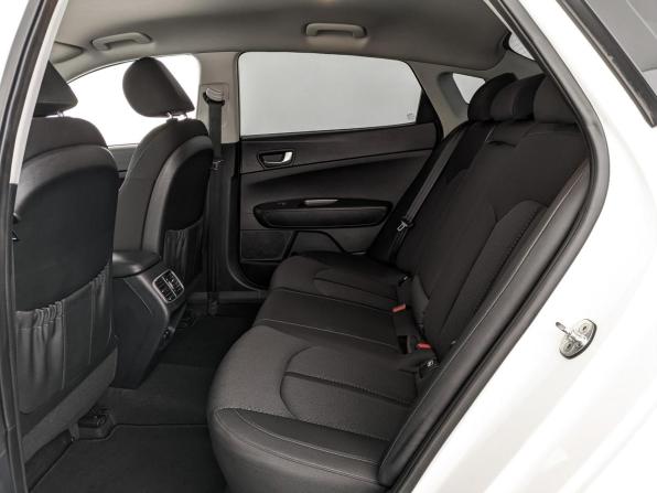 Kia Optima IV Рестайлинг с пробегом 2018 года, цена 1 590 000 рублей, 171095 км, седан, Автокод Объявления