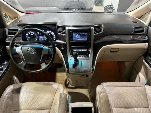 Toyota Alphard II с пробегом 2012 года, цена 2 170 000 рублей, 235281 км, минивэн, Автокод Объявления
