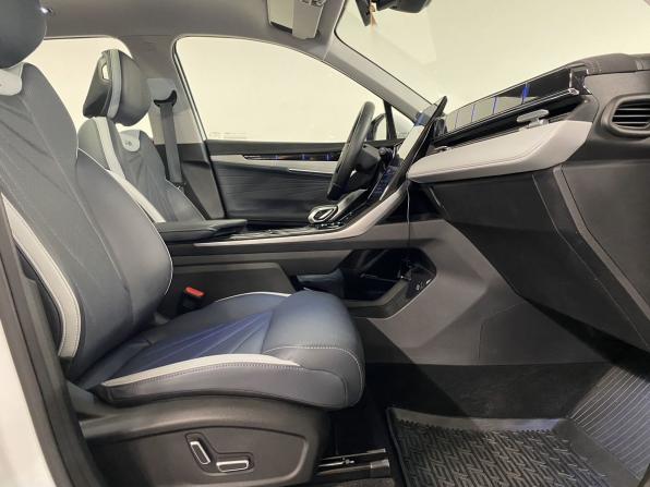 Geely Atlas II с пробегом 2024 года, цена 3 050 000 рублей, 10409 км, внедорожник, Автокод Объявления