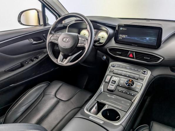 Hyundai Santa Fe IV Рестайлинг с пробегом 2021 года, цена 4 200 000 рублей, 43134 км, внедорожник, Автокод Объявления