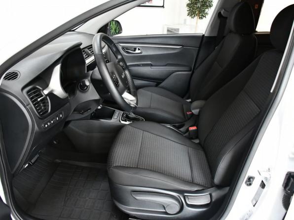 Kia Rio IV Рестайлинг с пробегом 2022 года, цена 1 895 000 рублей, 26642 км, хэтчбек, Автокод Объявления