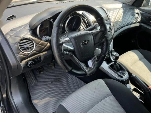 Chevrolet Cruze I Рестайлинг с пробегом 2012 года, цена 510 972 рубля, 279840 км, хэтчбек, Автокод Объявления