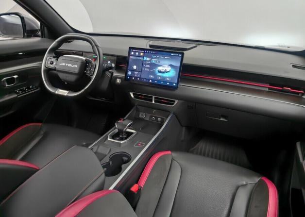 JETOUR DASHING I с пробегом 2024 года, цена 1 978 000 рублей, 33545 км, внедорожник, Автокод Объявления