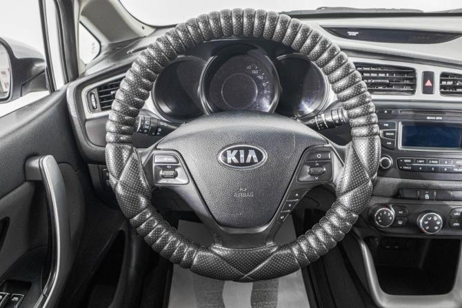 Kia Ceed II с пробегом 2013 года, цена 849 000 рублей, 140000 км, хэтчбек, Автокод Объявления