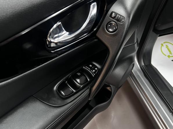 Nissan Qashqai II с пробегом 2016 года, цена 1 445 000 рублей, 183001 км, внедорожник, Автокод Объявления