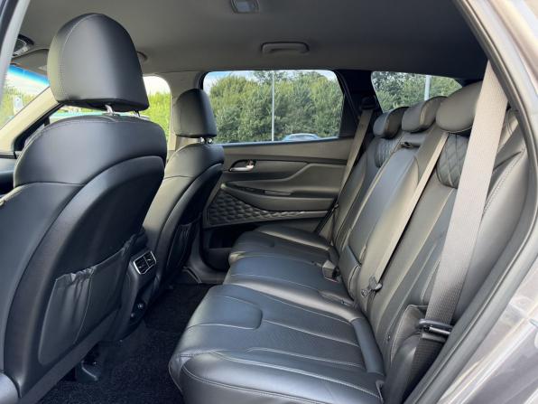 Hyundai Santa Fe IV Рестайлинг с пробегом 2021 года, цена 3 650 000 рублей, 70468 км, внедорожник, Автокод Объявления