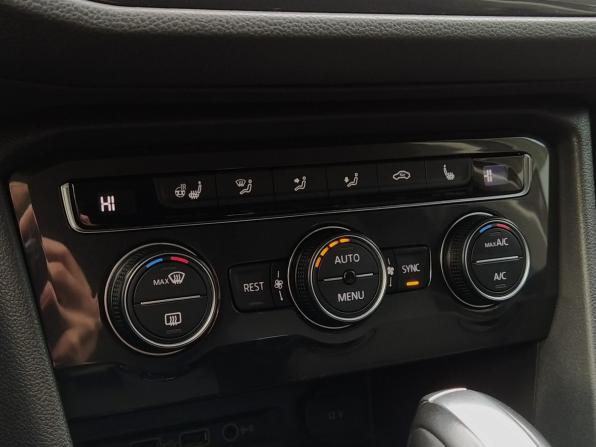 Volkswagen Tiguan II с пробегом 2019 года, цена 2 299 000 рублей, 173520 км, внедорожник, Автокод Объявления