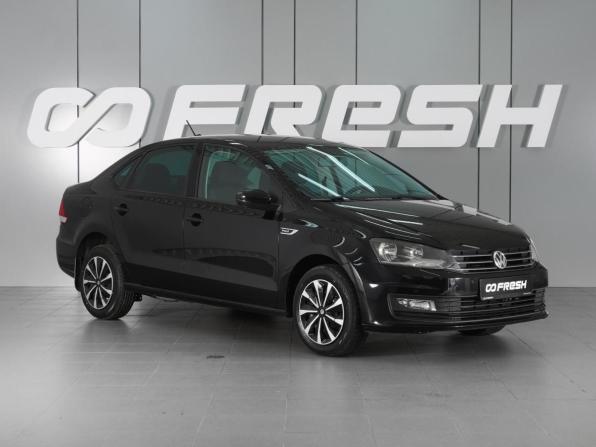 Volkswagen Polo V Рестайлинг с пробегом 2018 года, цена 1 385 000 рублей, 120719 км, седан, Автокод Объявления