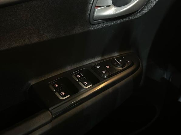 Kia Rio IV с пробегом 2017 года, цена 1 299 990 рублей, 175414 км, седан, Автокод Объявления