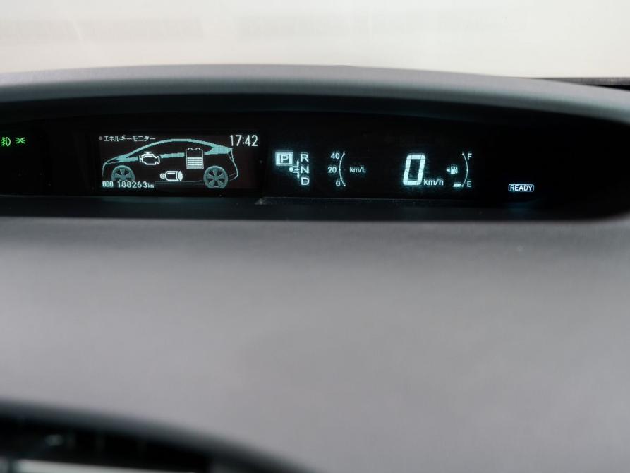 Toyota Prius III (XW30) Чита  - изображение 10
