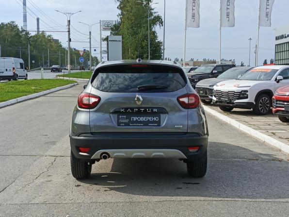 Renault Kaptur I Рестайлинг с пробегом 2021 года, цена 1 567 000 рублей, 92908 км, внедорожник, Автокод Объявления