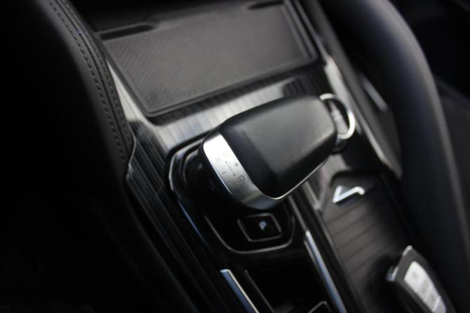 Geely Monjaro I с пробегом 2024 года, цена 2 997 000 рублей, 98014 км, внедорожник, Автокод Объявления