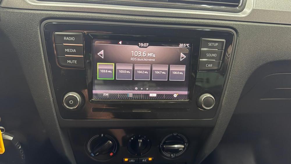 Skoda Rapid I Рестайлинг Магнитогорск  - изображение 11