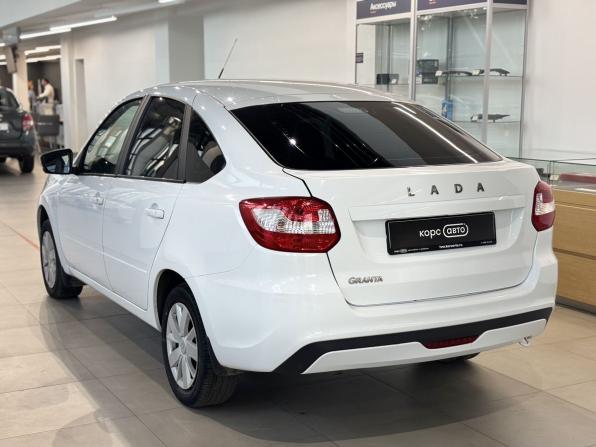 Lada (ВАЗ) Granta I Рестайлинг с пробегом 2022 года, цена 708 000 рублей, 58550 км, лифтбек, Автокод Объявления