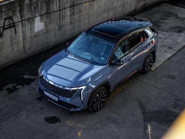 Geely Atlas II с пробегом 2024 года, цена 2 949 000 рублей, 28000 км, внедорожник, Автокод Объявления