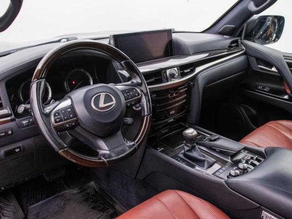 Lexus LX III Рестайлинг 2 с пробегом 2017 года, цена 7 298 000 рублей, 131001 км, внедорожник, Автокод Объявления