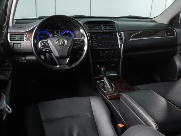 Toyota Camry VII (XV50) Рестайлинг 2 с пробегом 2017 года, цена 2 589 000 рублей, 147670 км, седан, Автокод Объявления