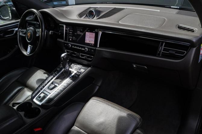Porsche Macan I Рестайлинг с пробегом 2019 года, цена 3 724 380 рублей, 263539 км, внедорожник, Автокод Объявления