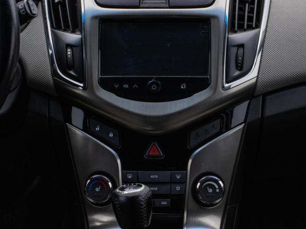 Chevrolet Cruze I Рестайлинг с пробегом 2013 года, цена 750 000 рублей, 201461 км, хэтчбек, Автокод Объявления