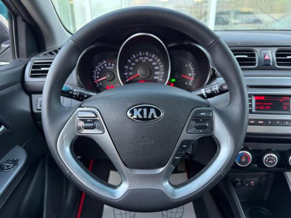 Kia Rio III Рестайлинг с пробегом 2016 года, цена 795 000 рублей, 236480 км, седан, Автокод Объявления