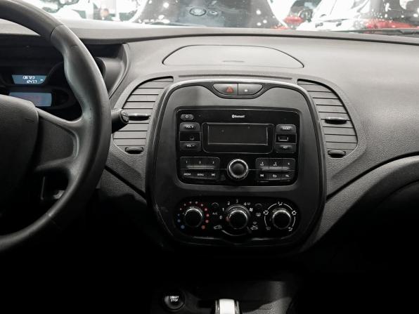 Renault Kaptur I с пробегом 2018 года, цена 1 099 000 рублей, 136720 км, внедорожник, Автокод Объявления
