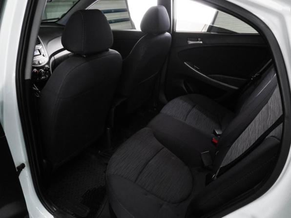 Hyundai Solaris I Рестайлинг с пробегом 2015 года, цена 1 125 000 рублей, 134316 км, седан, Автокод Объявления