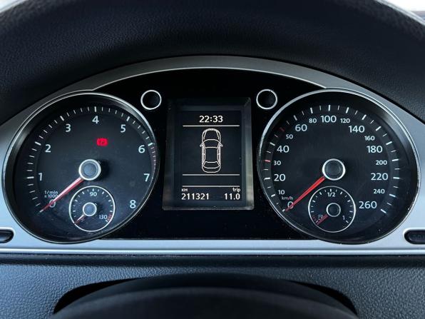 Volkswagen Passat B7 с пробегом 2011 года, цена 949 777 рублей, 211316 км, седан, Автокод Объявления